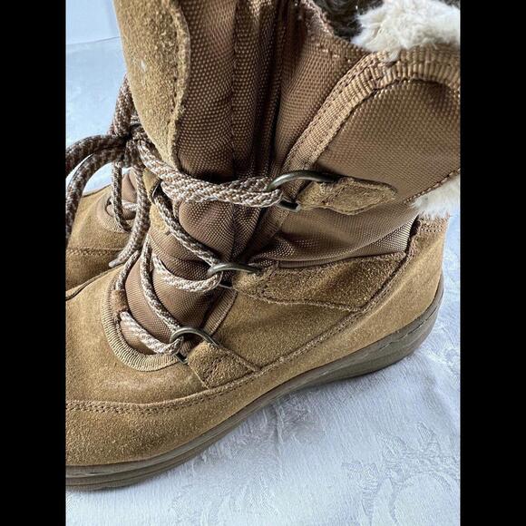 Baretraps Boots Womens Size 7.5 M Tan Leather Faux Fur Lined Lace Up Flat Heel - Picture 8 of 9